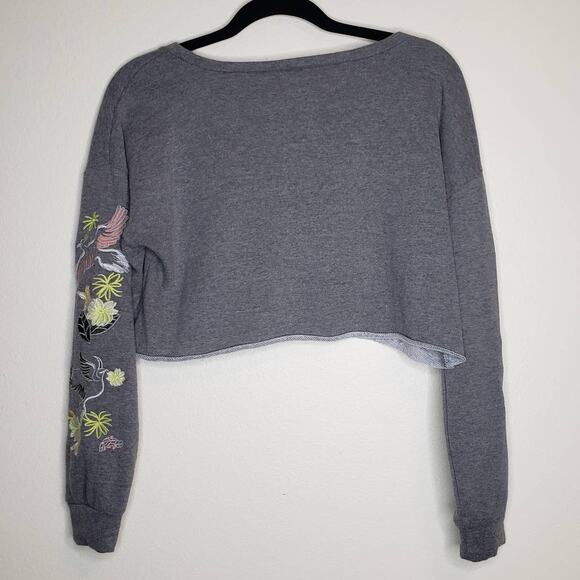 Cable & Gauge | Embroidered Birds Crop Top - Picture 6 of 6